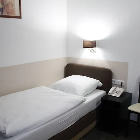 Rheinmetropole Hotel Dusseldorf