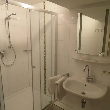 Rheinmetropole Hotel Dusseldorf