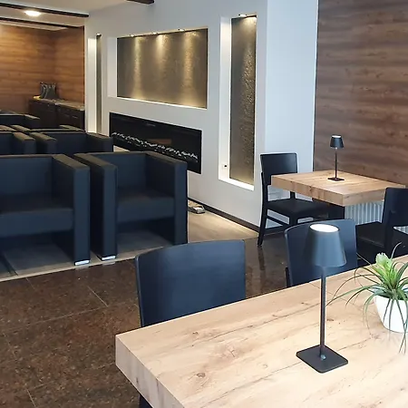 Rheinmetropole Hotel 3*